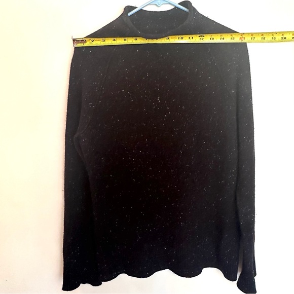 (SOLD) Theory 100% Cashmere Karinella Sweater Top in Black Multi, size Small / P - Picture 8 of 9